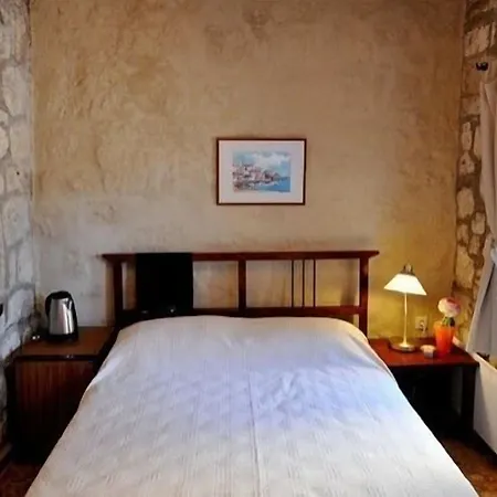 1882 (adults Only) 宾馆