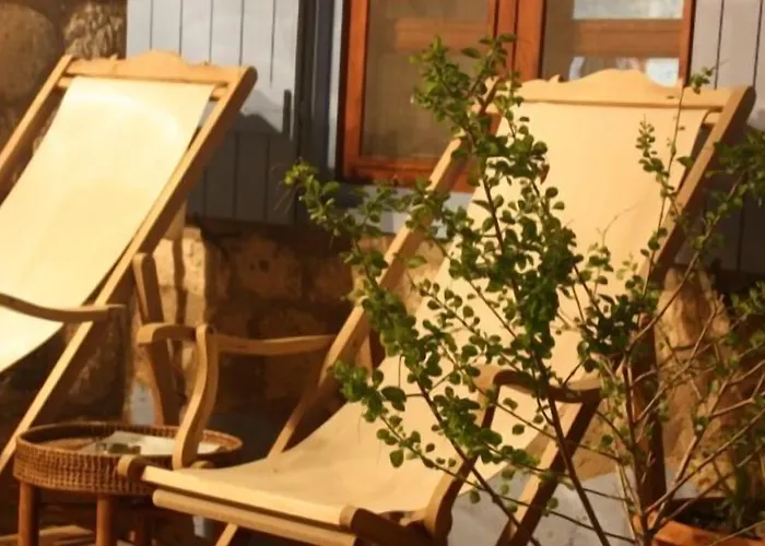 1882 (adults Only) 5*