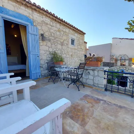 1882 (adults Only) 5* Αλακάτι