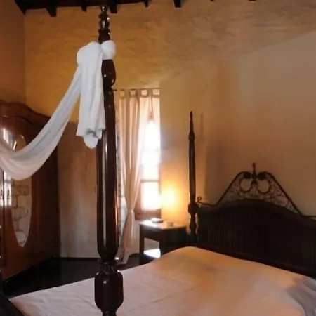بيت ريفي 1882 (adults Only) 4*