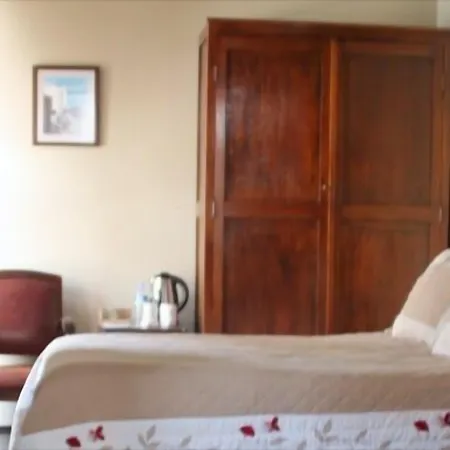 1882 (adults Only) 5*