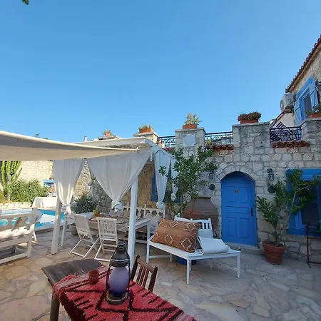 بيت ريفي 1882 (adults Only) 4*