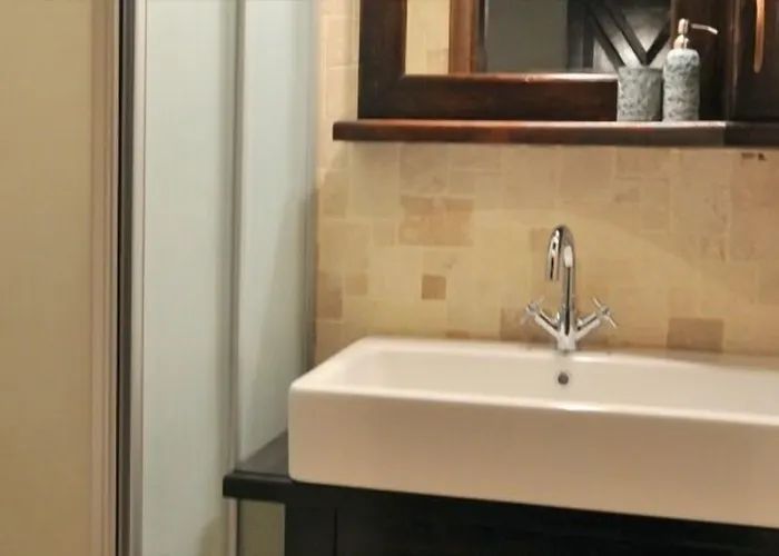 1882 (adults Only) Han/Misafirhane